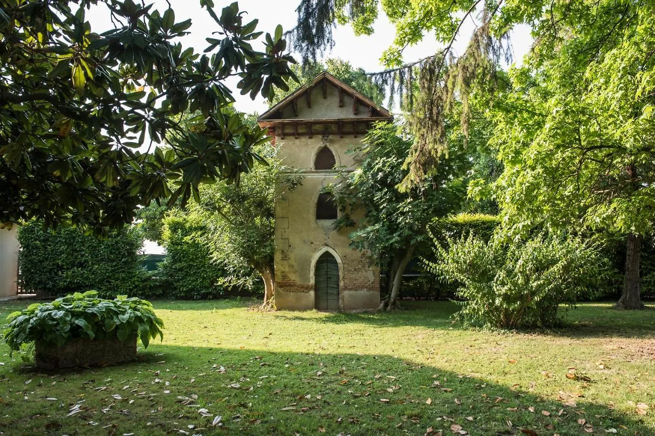 مزرعة للإقامة Agriturismo Lecolombare نوغارول روكّا