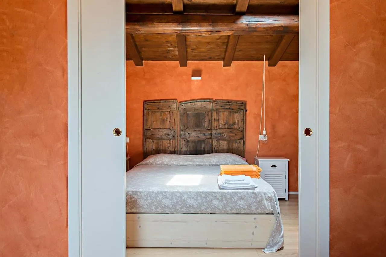 ファームステイ Agriturismo Lecolombare ノガローレ・ロッカ