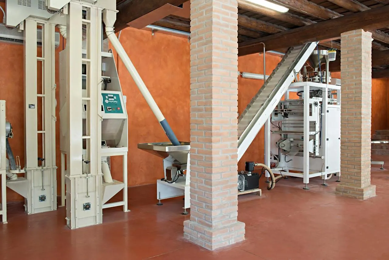Agriturismo Lecolombare ノガローレ・ロッカ